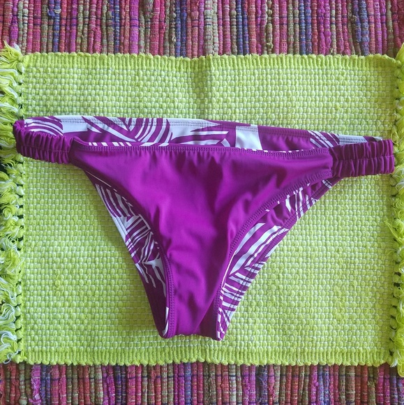 Orchid Bikini Bottoms - Picture 3 of 5